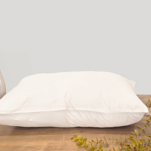 שם הדגם: כרית שינה נוצות MADRID